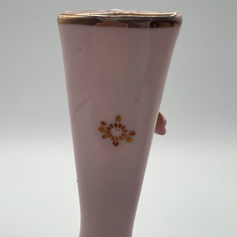 Vintage pink Bud Vase 3D Applied Flowers Gold Trim Triangular Base
